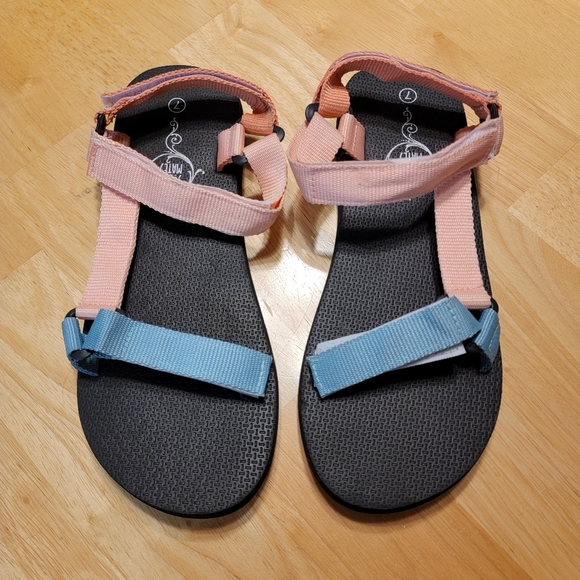 Sole Mates Sandals - Picture 1 of 5
